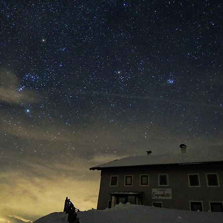 Enzianhuette Berggasthaus San Leonardo in Passiria Zewnętrze zdjęcie