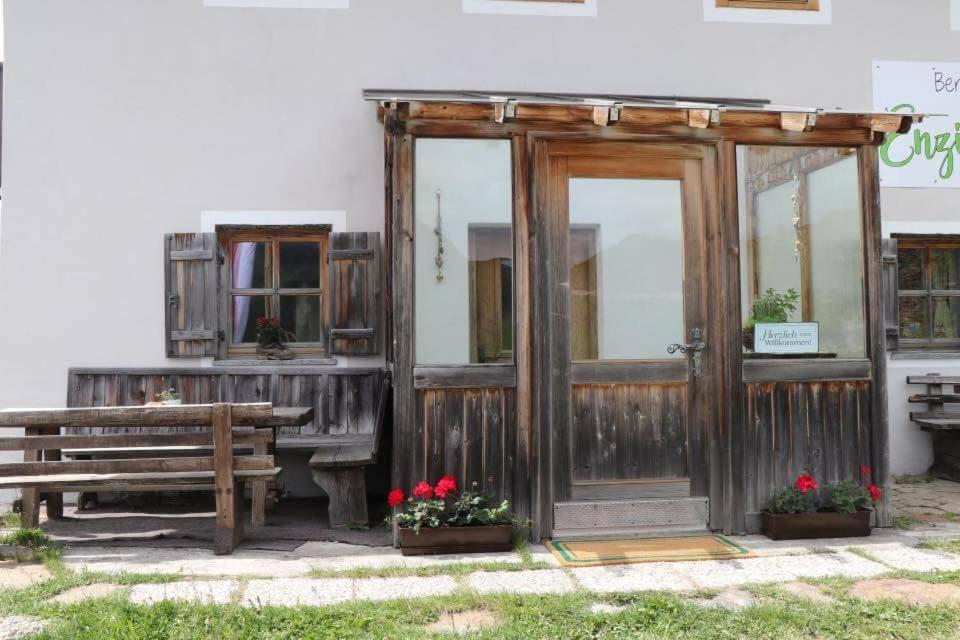 Enzianhuette Berggasthaus San Leonardo in Passiria Zewnętrze zdjęcie