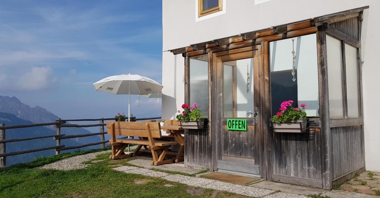 Enzianhuette Berggasthaus San Leonardo in Passiria Zewnętrze zdjęcie